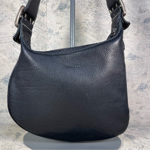 Roots Canada Black Shoulder Bag - Picture 2 of 12